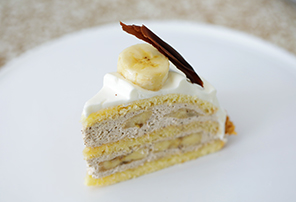 オーガニックバナナとバニラのショートケーキ