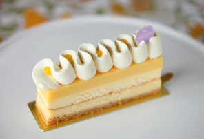 パッションフルーツのチーズケーキ