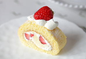 Tochiotome Roled Cake