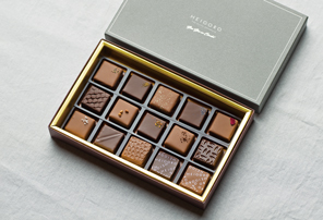 ボンボンショコラ 15Pアソート<span> HEIGORO 15</span>