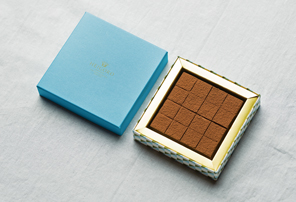 生チョコレート 泡盛（16個）<span> BLUE</span>