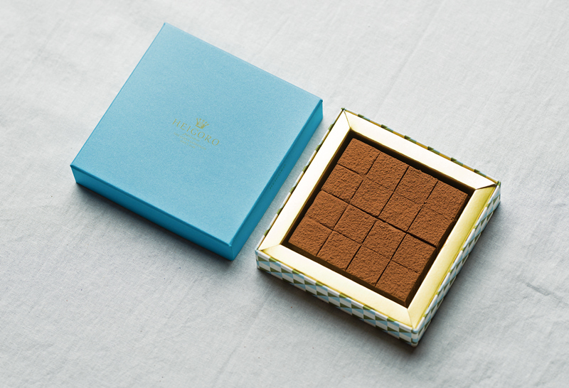 ���`���R���[�g �A���i16�j BLUE